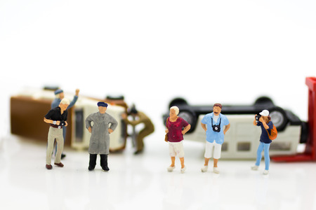 Miniature people: Car crash, Insurance business. Image use for not living with carelessness, danger...