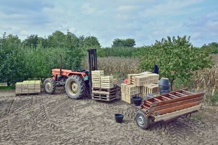 Tractor prepared for workのeditorial素材