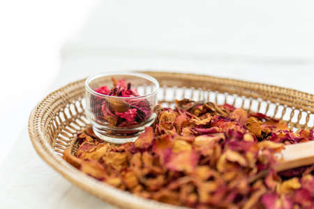 Scents in a spa salon. Flowers and fragrances that make up the scent.の写真素材