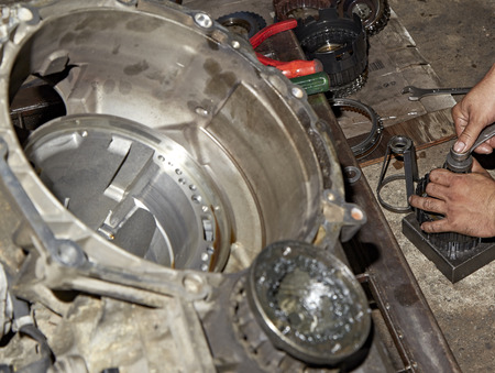 fixing engine power transmission gears box