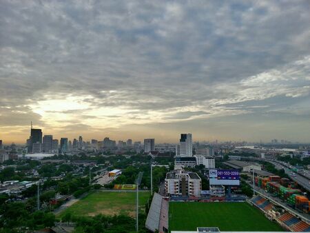 Sky and cityの素材