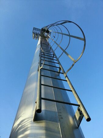 Light poleの素材