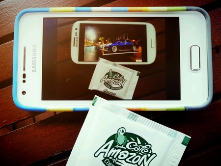 Smartphoneの素材