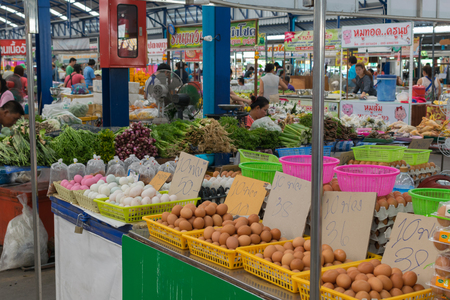 Bangkok, Thailand - January 30, 2016 : fresh eggs at the thai market. Egg prices in Thailand Can be an indicator of the economic of Thailand.のeditorial素材