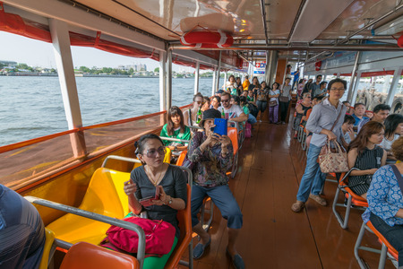 Bangkok, Thailand - March 6, 2016 : Tourist the popular boat travel on the Chao Phraya river. To stay in downtown Bangkok. And tourist attractions on both sides of the river.のeditorial素材