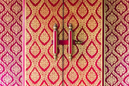 Ang Thong, Thailand - June 25, 2017 : Phra ubosot door with Thai art in buddhist temple at Wat Lo Sutthawat, Buddhist temple in Tambon Sala Daeng, Mueang Ang Thong District, Ang Thongのeditorial素材