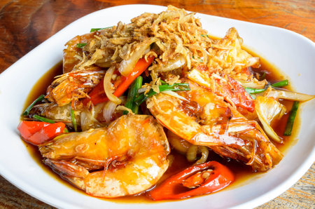 Bake shrimp sold in restaurants in Thailandの写真素材