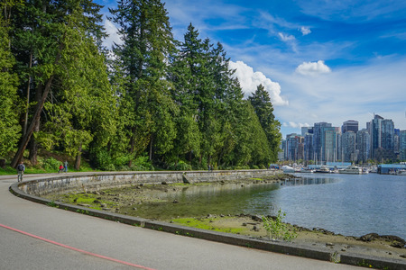 The Seawall in Stanley Park, Vancouver, British Columbia, Canada.の写真素材