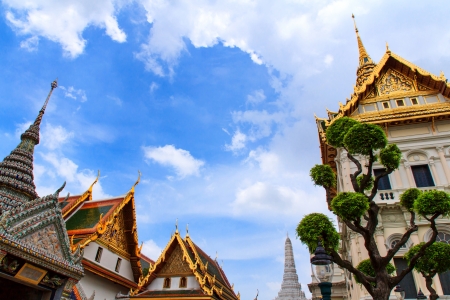 Marble Temple  Wat Benchamabophit Dusitvanaram , major tourist attraction, Bangkok, Thailand  This is a Buddhist temple, it is one of Bangkok s most beautiful temples and a major tourist attraction  の写真素材