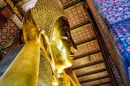 Reclining Buddha at Wat Pho Thailandのeditorial素材
