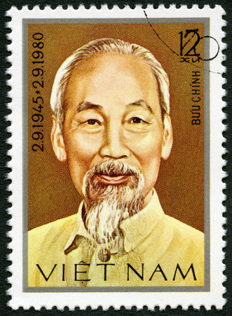 VIETNAM - CIRCA 1980: A stamp printed in Vietnam shows Ho Chi Minh (1890-1969), circa 1980のeditorial素材