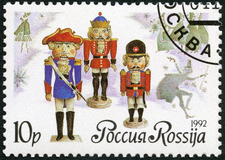 RUSSIA - CIRCA 1992: A stamp printed in Russia shows German dolls-nutckrackers, series Russian ballet "The Nutcracker", by Tchaikovsky, circa 1992のeditorial素材