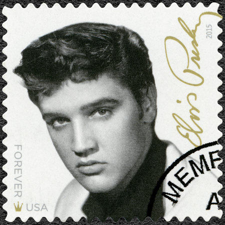 UNITED STATES Of AMERICA - CIRCA 2015: A stamp printed in USA shows Elvis Presley (1935-1977), the singer, guitarist, musician, Music Icons Series, circa 2015のeditorial素材