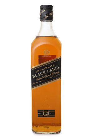 ST. PETERSBURG, RUSSIA - OCTOBER 07, 2020: Bottle of Johnnie Walker Black Label, Blended Scotch Whisky, Scotlandのeditorial素材