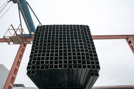 Metal profile tube of square cross section in a package