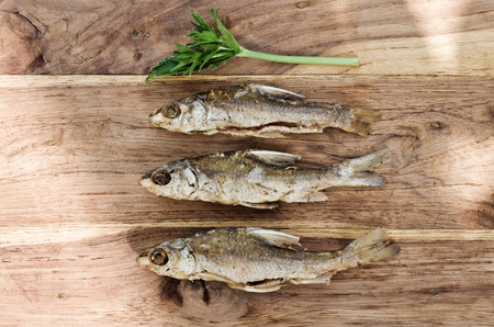 fried mud carp for health