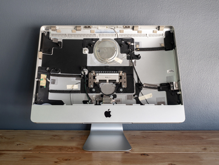 Chiangrai, Thailand: September 19, 2017 - The disassembled Apple iMac computer body cover to make repairs or replace new parts in service shopのeditorial素材