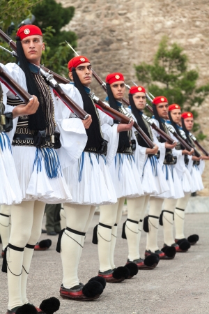 THESSALONIKI, GREECE - OCT 27:100th liberation anniversary from the Cityâs 500 years Ottoman Empire Occupation; flown of the Greek flag on the White Tower on Oct 27, 2012 in Thessaloniki, Greeceのeditorial素材