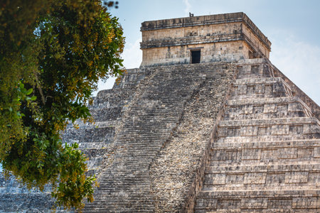 Chichen Itza kukulcan pyramid old ruin, Ancient Mayan civilization, Yucatan, Mexico