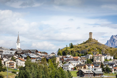 Idyllic landscape of Ardez village, Engadine, Swiss Alps, Switzerlandの写真素材
