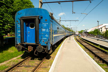 blue train wagon of the southwestern railway