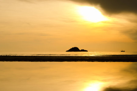 Sunrise at the seaの写真素材