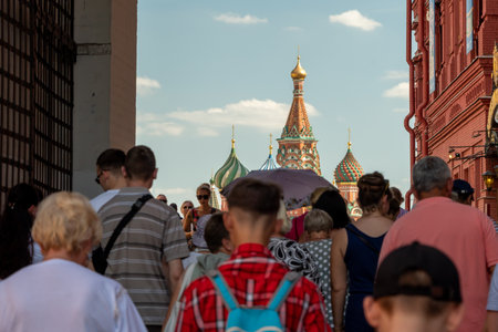 Moscow, Russia - August 5, 2023: people walking near the Kremlin in Moscow.のeditorial素材