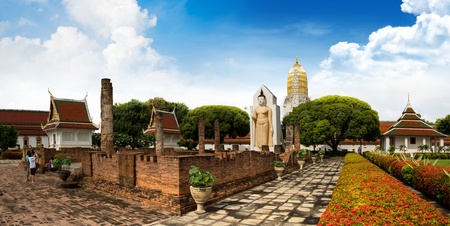 Wat Phra Sri Rattana Mahathat Temple, Phitsanulok, Thailand のeditorial素材