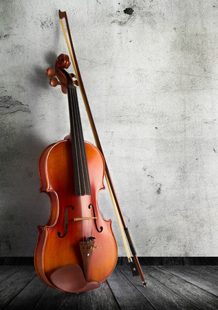 classical violin in vintage backgroundの写真素材