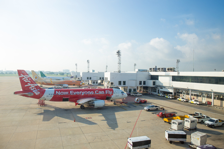 BANGKOK - May 5 : Don Mueang International Airport on May 5,2015 in Thailand.Air Asia and Thai Nok air are of airlines in Don Mueang International Airport Bangkok, Thailandのeditorial素材