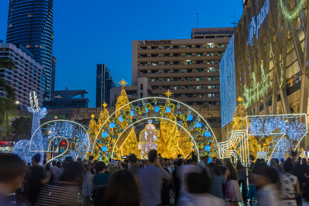 Bangkok, Thailand - January 1, 2017: Many people come to taking picture of Christmas and New Year decoration light in front of Central World department store famous, Bangkok Thailandのeditorial素材