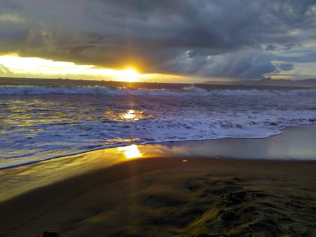Sea Sunset View From Pelabuhan Ratu Beach Indonesiaの写真素材