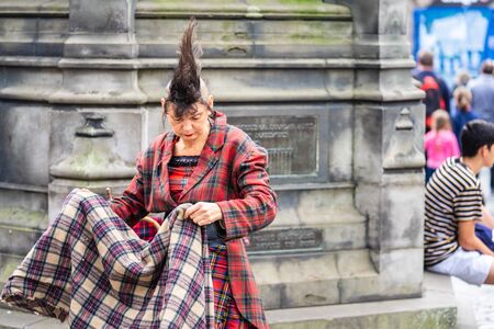 Edinburgh, Scotland, August 8th 2019.Edinburgh Festival Fringe.Street Performer.のeditorial素材