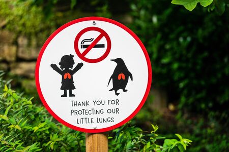 No smoking sign in Edinburgh zoo.の写真素材