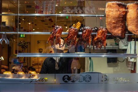 London, January 26, 2020. Ducks at chinese restaurant . London Chinatownのeditorial素材
