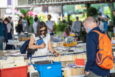 Second hand book market under Waterloo Bridge. UK, London, May 29, 2021.のeditorial素材