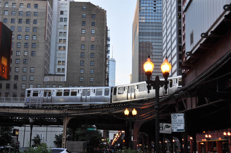 Elevated train in Chicagoのeditorial素材