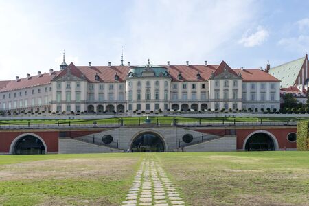 A view of the Baroque Royal Palace from the Vistula river in Warsaw, Poland. The Royal Palace was burnt down in 1939 completely destroyed in 1944 and restored early 70s of the 20th centuryのeditorial素材