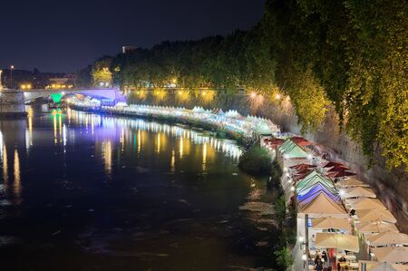 Tevere, Romeの写真素材