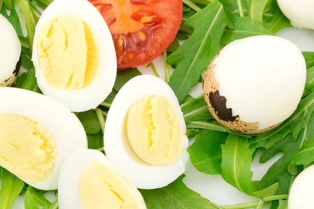 quail eggs の写真素材