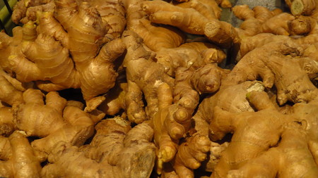Ginger Roots in Basketの写真素材