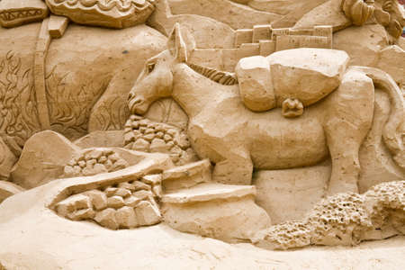 Figures from the sandのeditorial素材