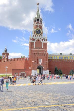 MOSCOW, RUSSIA - July 08.2015: Spasskaya tower with chimes on the Red Squareのeditorial素材
