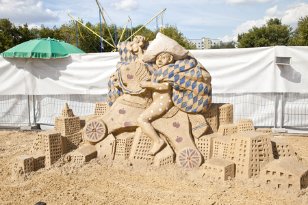 MOSCOW, RUSSIA - August 18.2013: Exhibition of sculptures made of sand in Kolomenskoye city park. Sculpture Our yardのeditorial素材