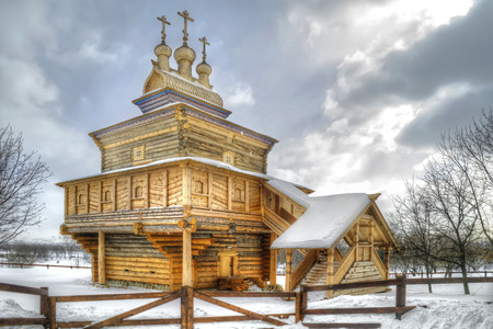 MOSCOW, RUSSIA â March 06.2011: Museum of Wooden Architecture, Kolomenskoye. St George the Victorious Church, 1685. Snowfallのeditorial素材