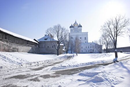 PSKOV, RUSSIA - February 21.2018: Pskov fortress, an ancient defensive structure. Trinity Cathedralのeditorial素材