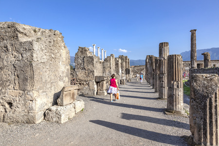 ITALY, POMPEII - May 02.2012: Ancient Roman city near Naples, in the Campania region, buried under a layer of volcanic ash as a result of the eruption of Vesuvius in the second half of October 79 AD. e.のeditorial素材