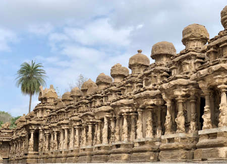 Kanchi Kailasanathar temple in Kancheepuram. It is one of the oldest structure built by Narasimhavarman-II during 700AD in Pallava architecture style.のeditorial素材