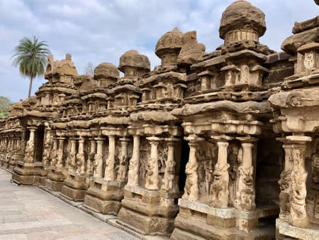 Kanchi Kailasanathar temple in Kancheepuram. It is one of the oldest structure built by Narasimhavarman-II during 700AD in Pallava architecture style.のeditorial素材