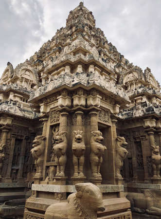Kanchi Kailasanathar temple in Kancheepuram. It is one of the oldest structure built by Narasimhavarman-II during 700AD in Pallava architecture style.のeditorial素材